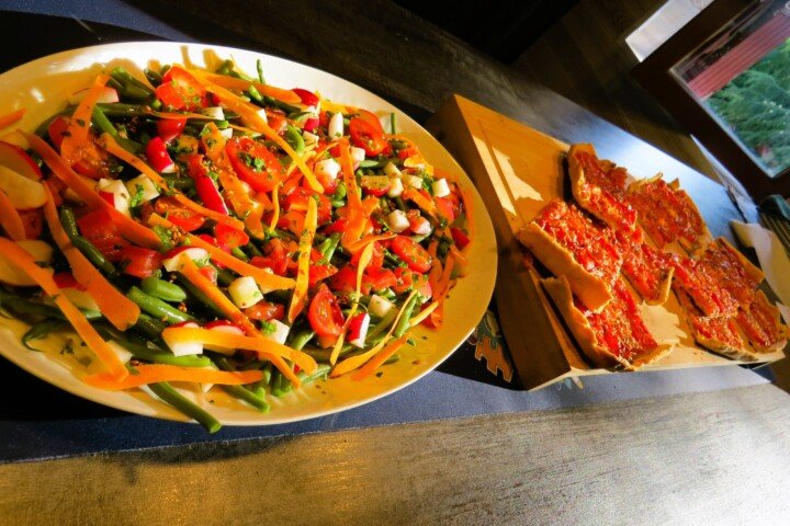 Vegetarian meals at the Holistic Academy